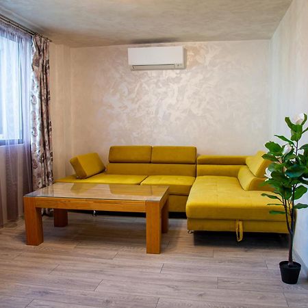 Light Apartment Varna Exterior photo